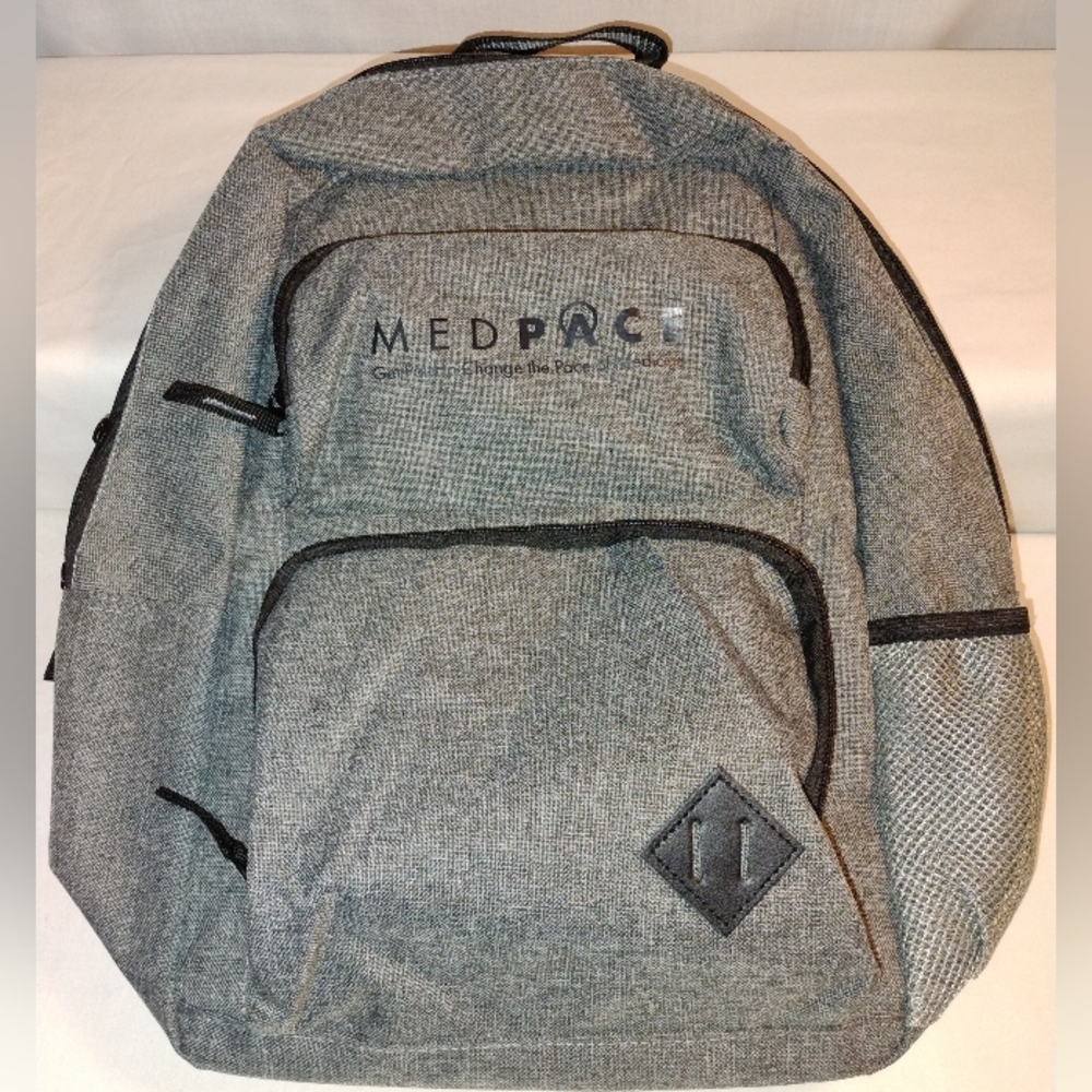 MEDPACE HEATHER GREY PADDED MULTIPLE COMPARTMENT BACKPACK [NWOT]